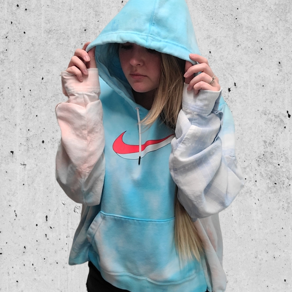 Custom tie dye nike hoodie x plaid - Picture 5 of 6